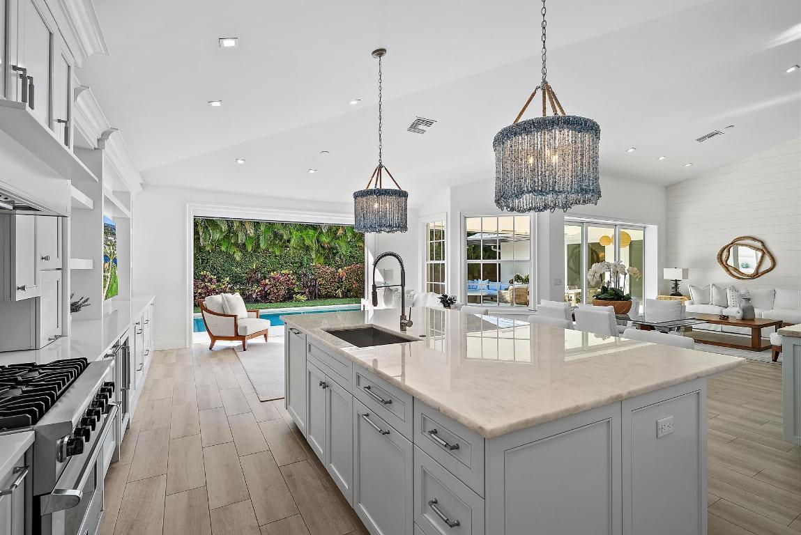 JUPITER INLET BEACH COLONY - Residential