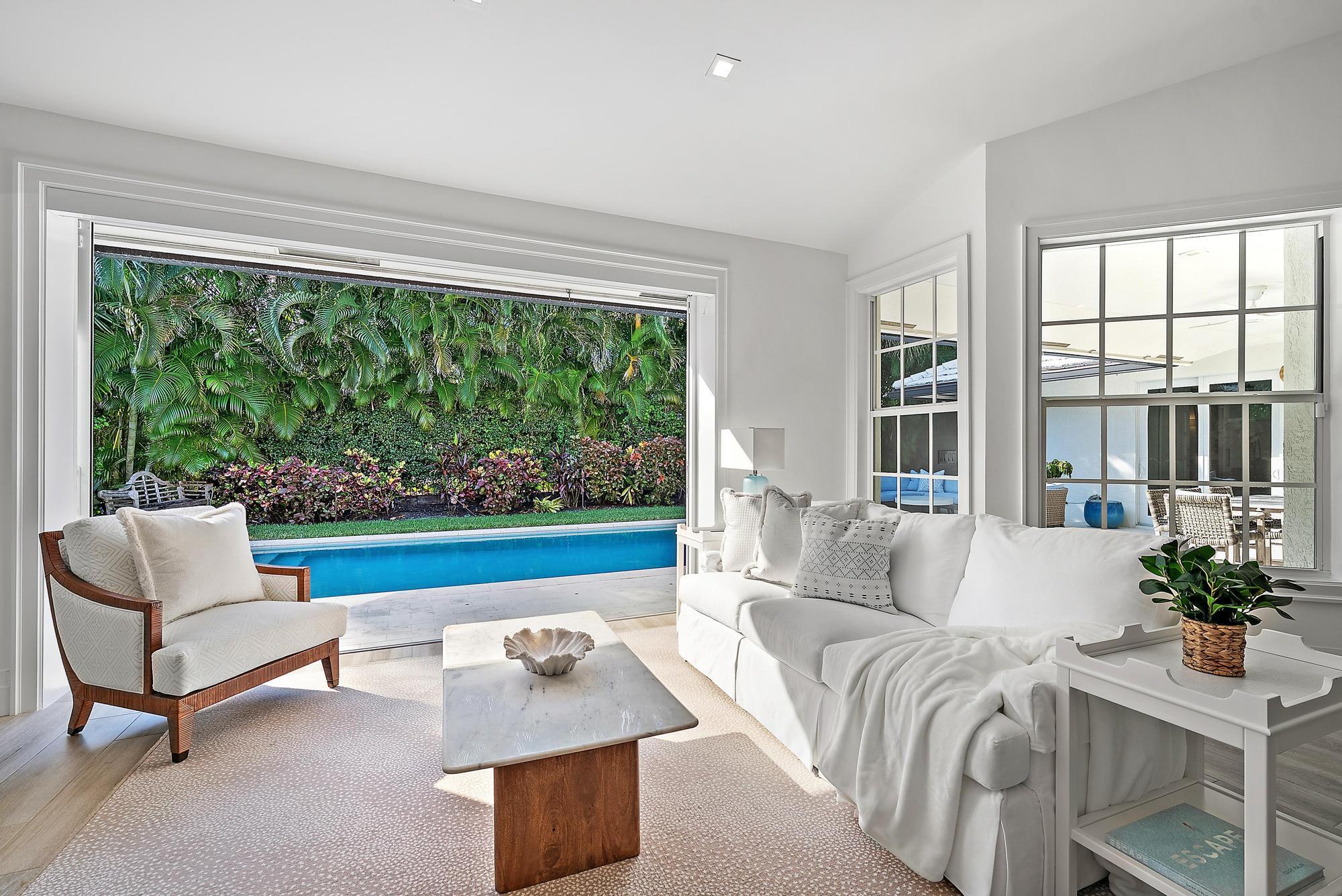 JUPITER INLET BEACH COLON - Residential