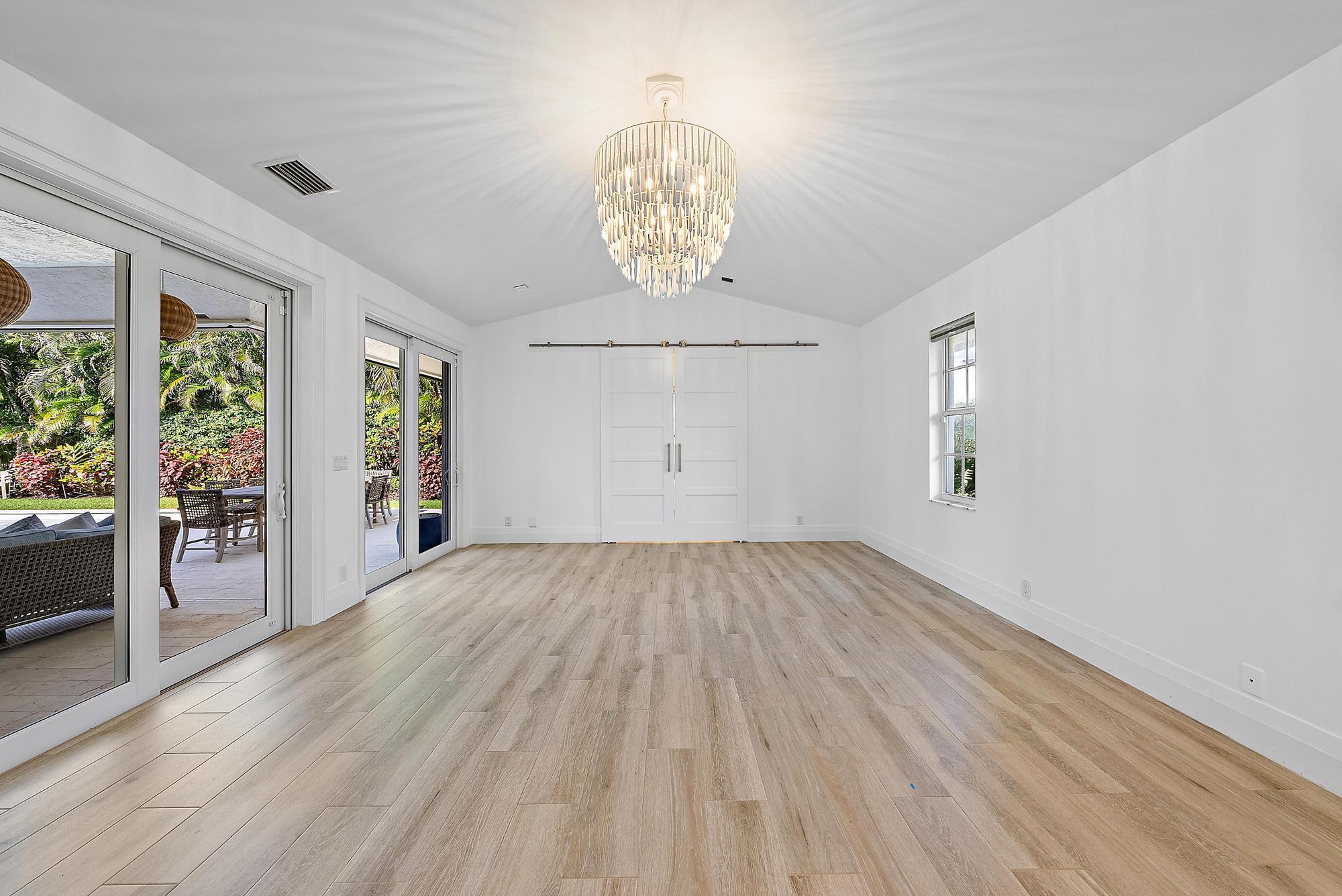 JUPITER INLET BEACH COLON - Residential