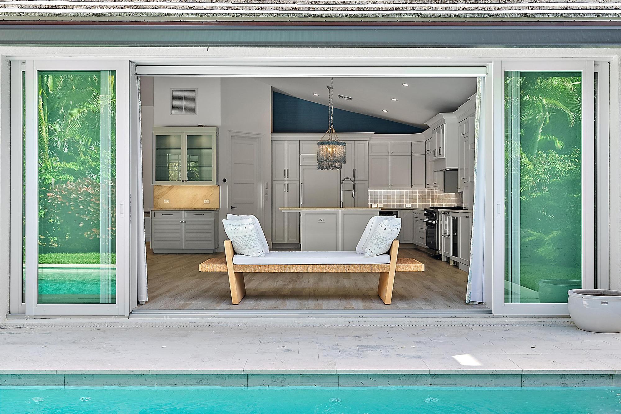 JUPITER INLET BEACH COLON - Residential