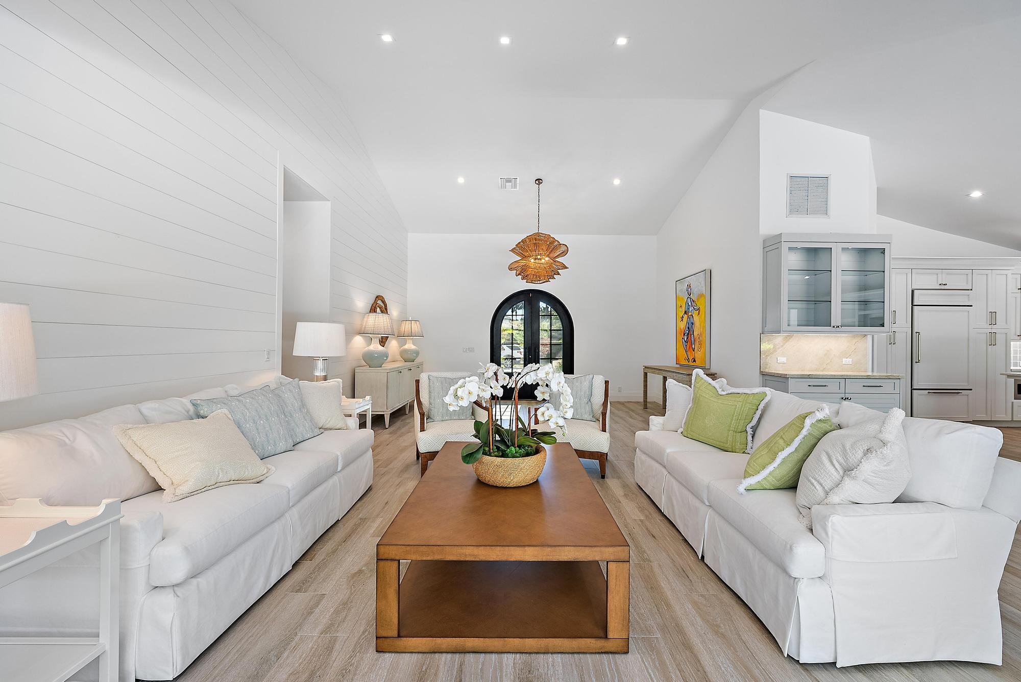 JUPITER INLET BEACH COLON - Residential