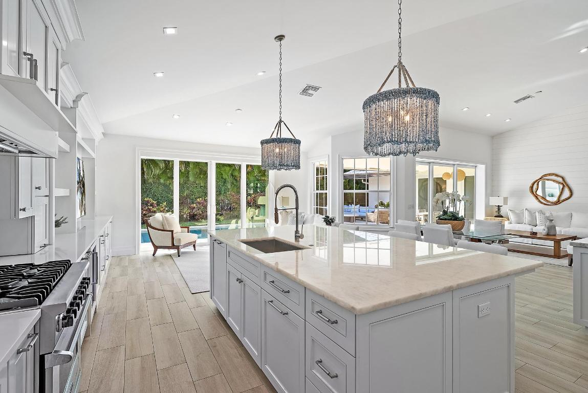 JUPITER INLET BEACH COLONY - Residential
