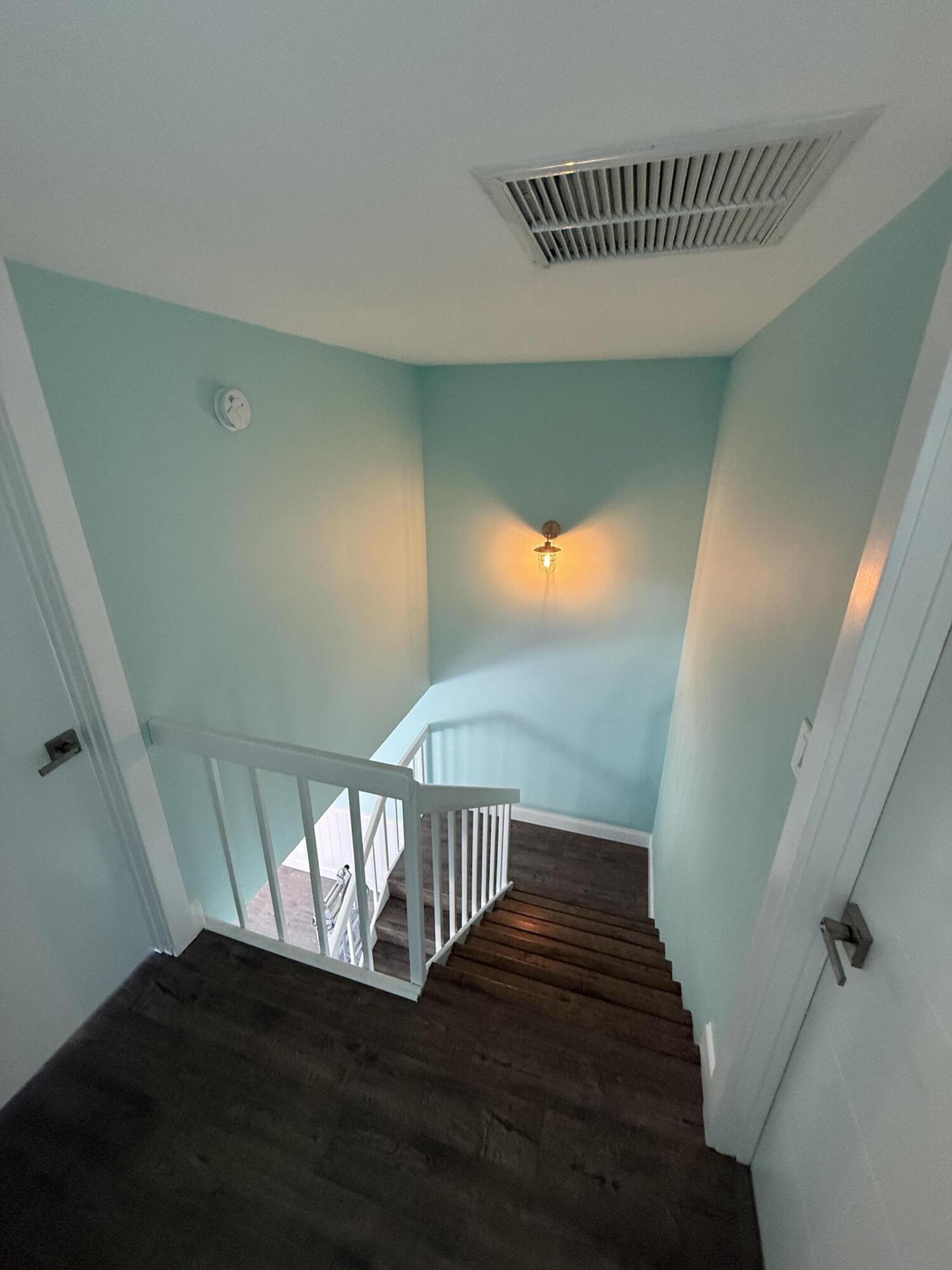 LAKESIDE - Residential