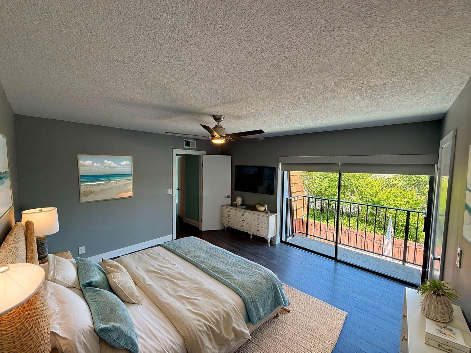 LAKESIDE - Residential