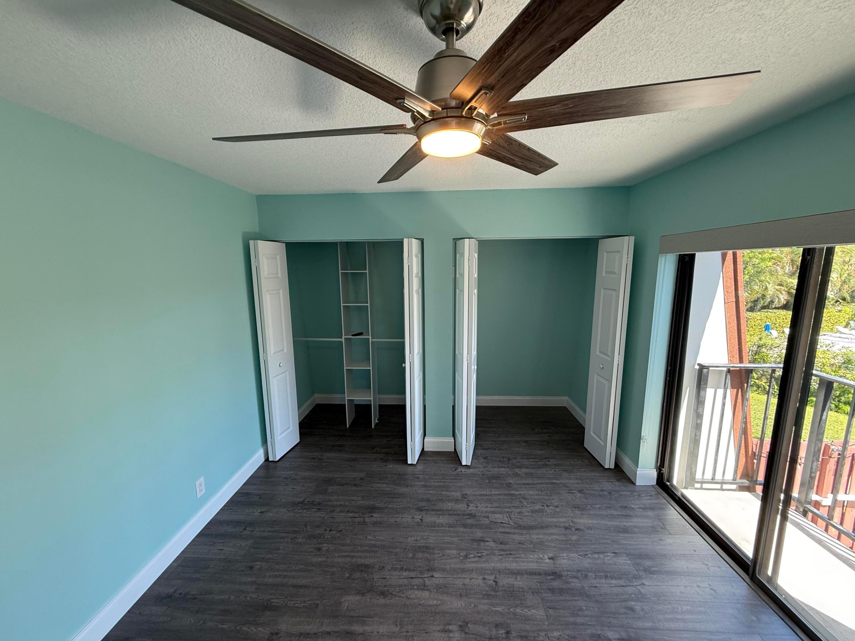 LAKESIDE - Residential