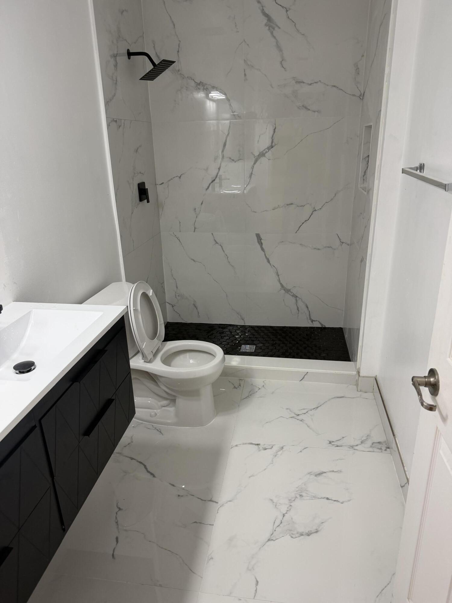 CHARTER CLUB OF PALM BEACH - Residential
