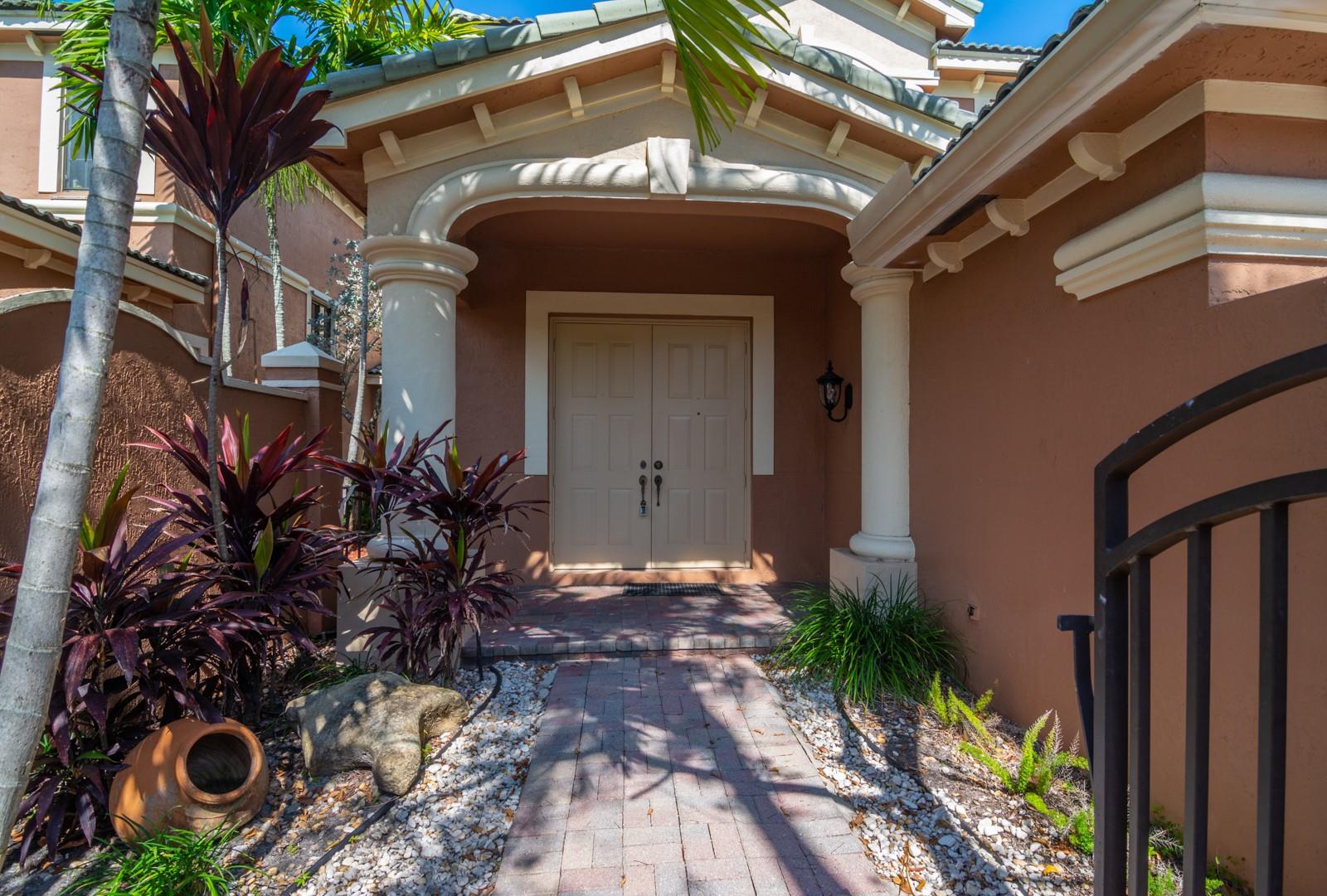 The Legends At Weston Hil - Residential Lease