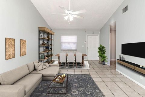 Tiny photo for 5692 SW Stonington Way SW #5692, Lake Worth, FL 33463 (MLS # R11133892)