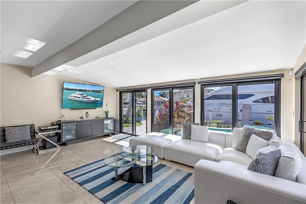 LAUDERDALE HARBORS SEC A - Residential Lease