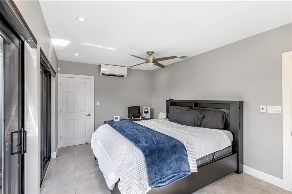 LAUDERDALE HARBORS SEC A - Residential Lease