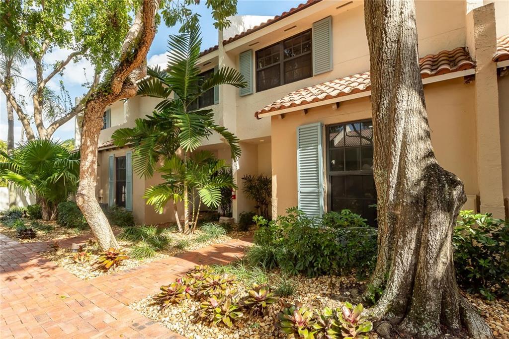 CARIBBEAN TOWNHOMES OF LA - Residential Lease