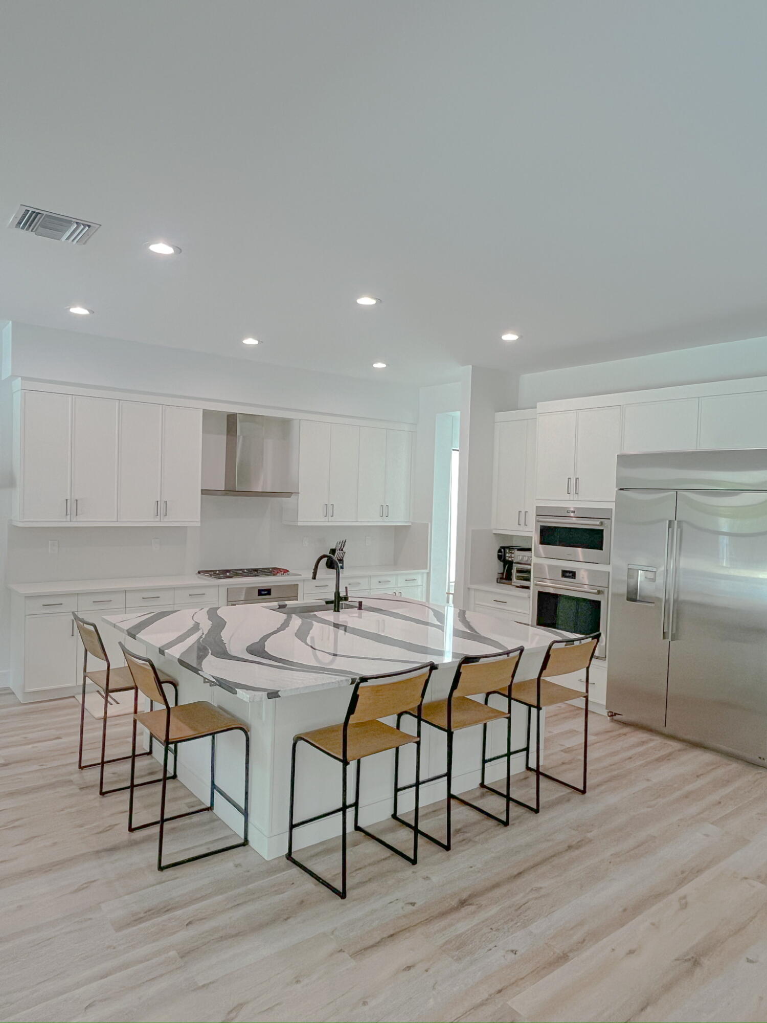 BRIDGES MIZNER PUD BRIDGES SOUTH PLAT SIX - Residential Lease