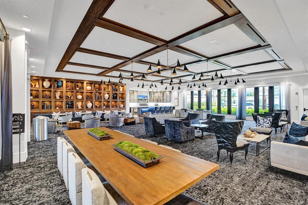 BRIDGES MIZNER PUD BRIDGES SOUTH PLAT SIX - Residential Lease