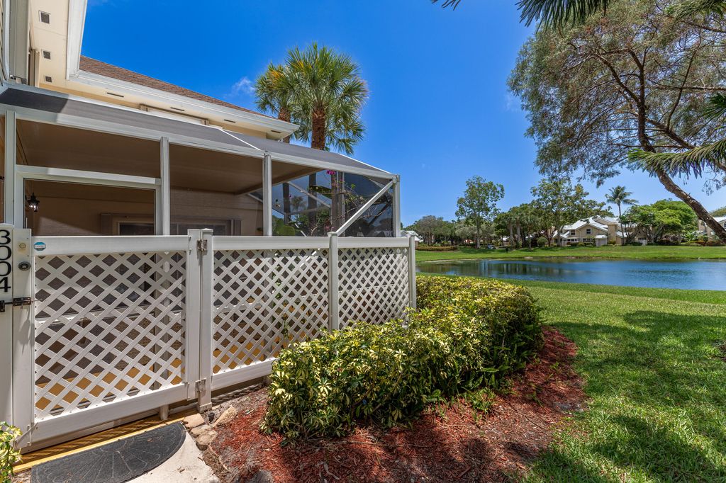 Photo of 3004 Hayden Court, Boynton Beach, FL 33436 (MLS # R11105960)