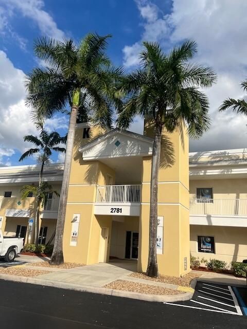 2781 Vista Parkway 4 West Palm Beach FL 