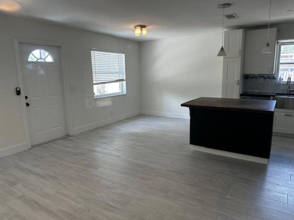 Photo of 4864 Lincoln Road, Delray Beach, FL 33445 (MLS # R11101952)