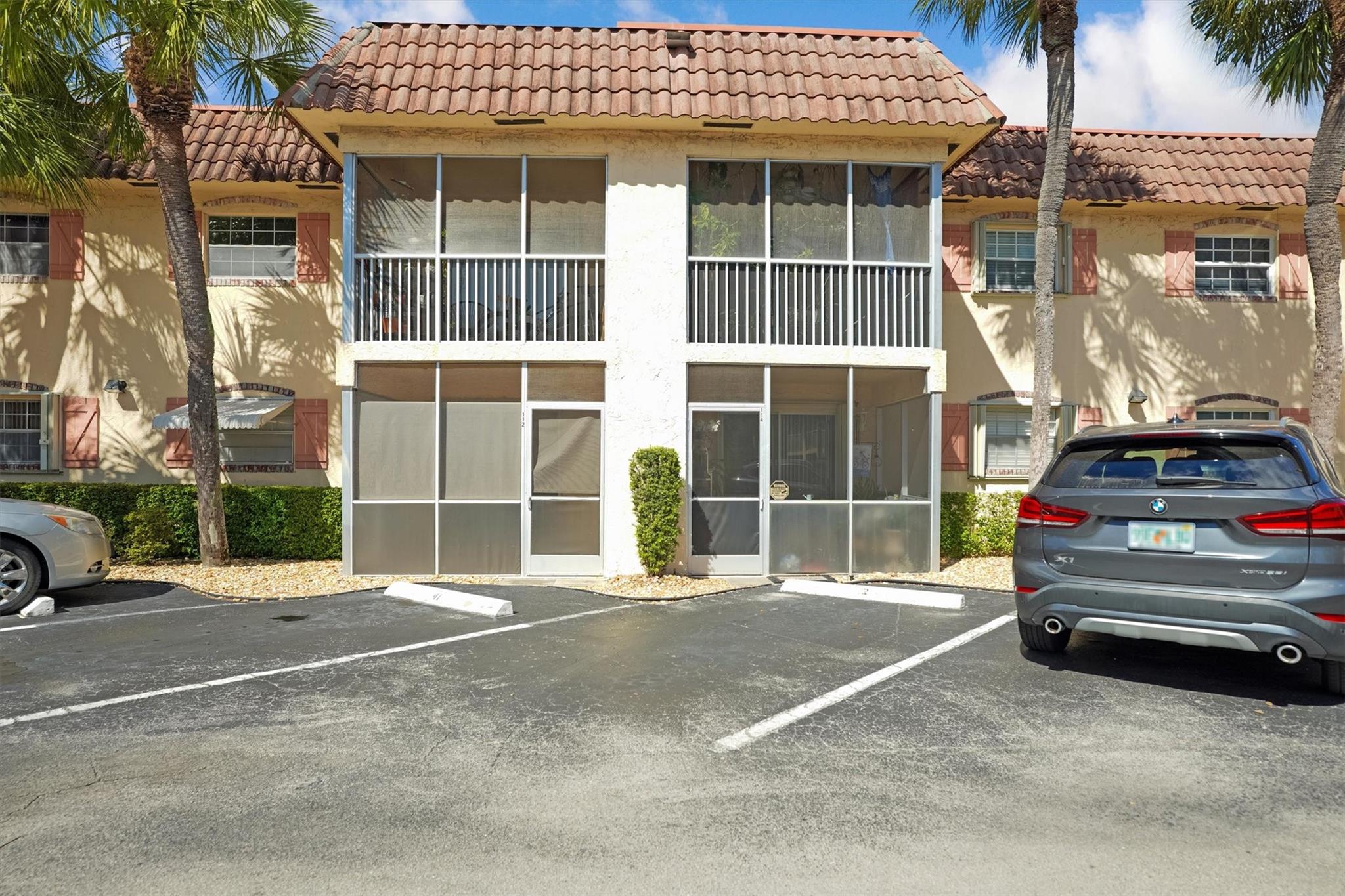 101 E Mcnab Rd 112