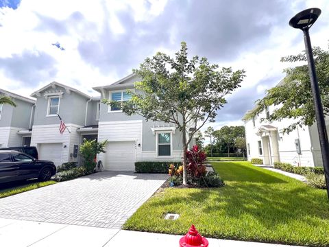 Tiny photo for 5409 Flannigan Way, Lake Worth, FL 33463 (MLS # B26010819)
