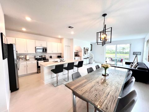 Tiny photo for 5409 Flannigan Way, Lake Worth, FL 33463 (MLS # B26010819)
