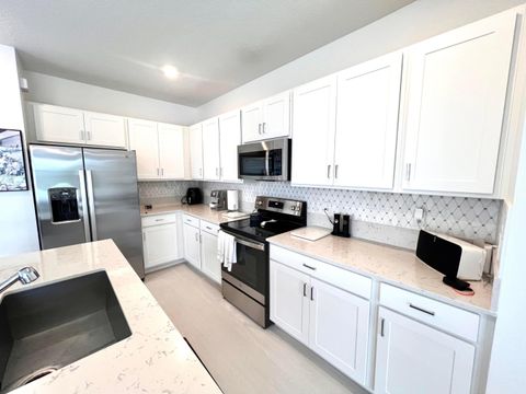 Tiny photo for 5409 Flannigan Way, Lake Worth, FL 33463 (MLS # B26010819)
