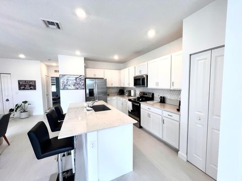 Tiny photo for 5409 Flannigan Way, Lake Worth, FL 33463 (MLS # B26010819)