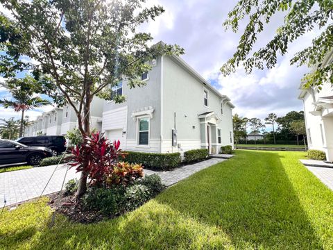 Tiny photo for 5409 Flannigan Way, Lake Worth, FL 33463 (MLS # B26010819)