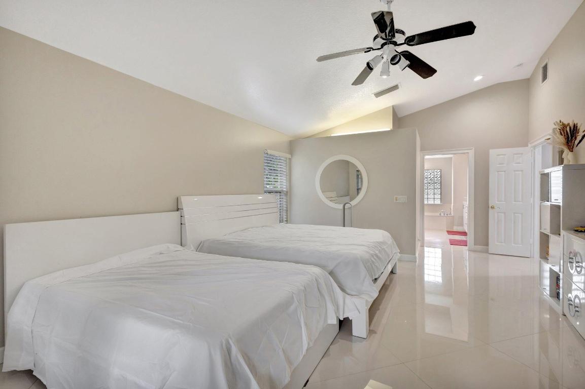 The Acreage - Residential