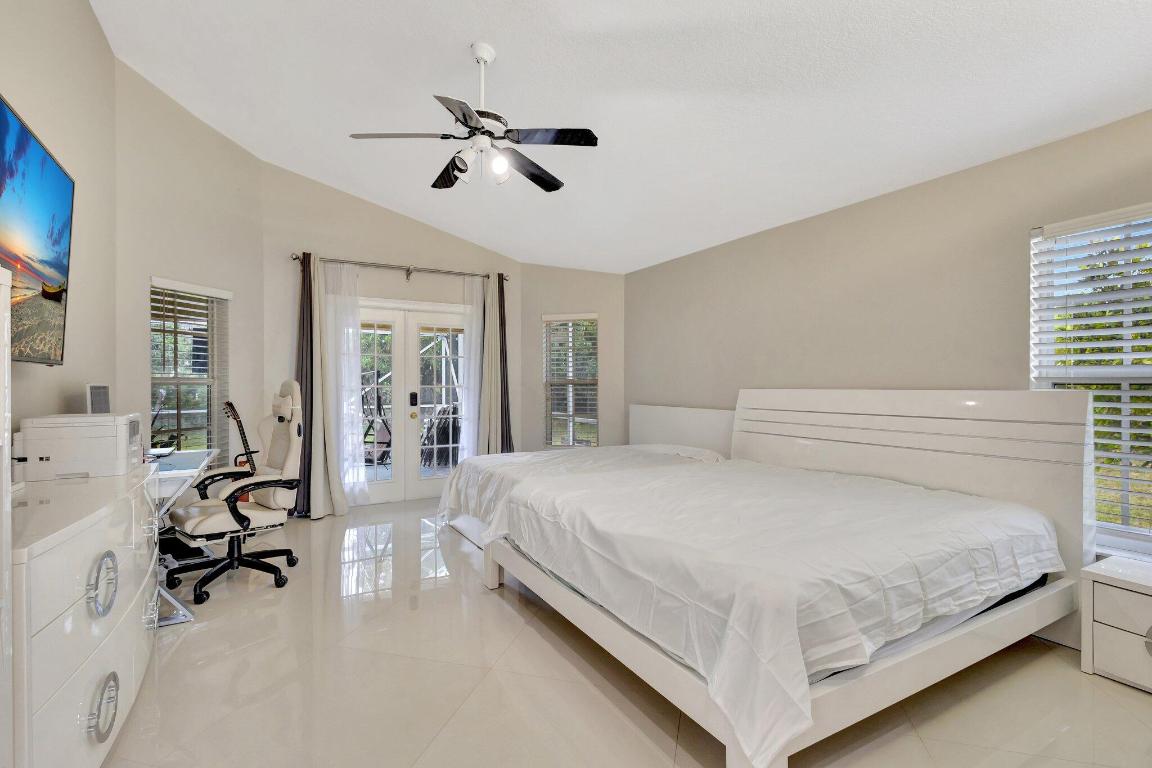 The Acreage - Residential