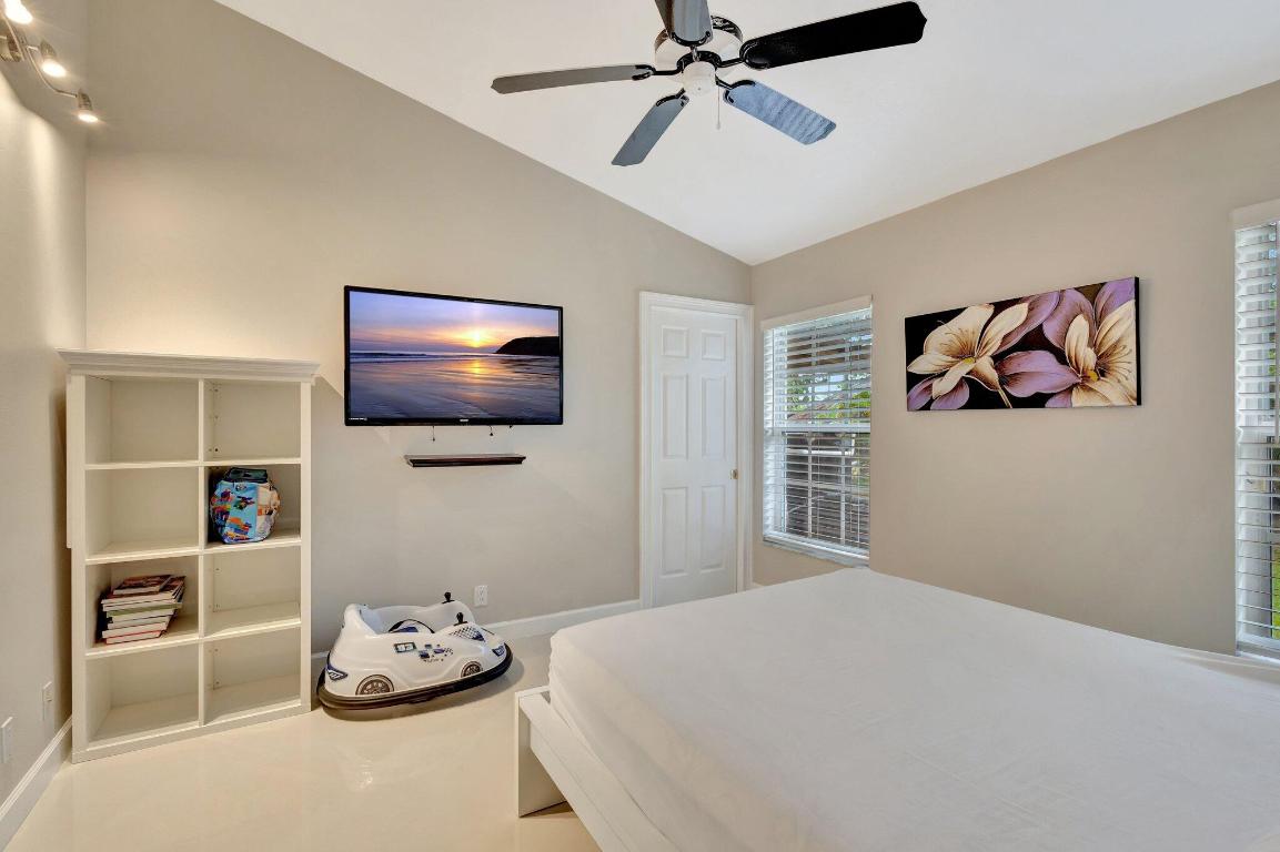 The Acreage - Residential