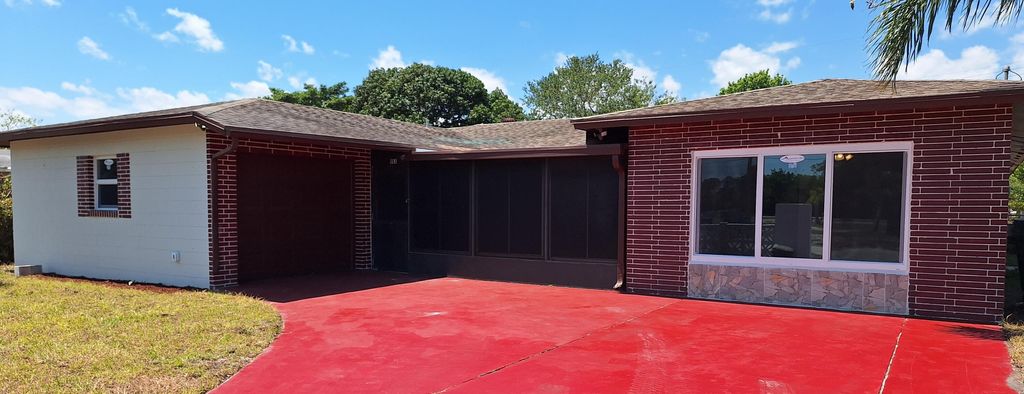 Photo of 113 Academy Drive, Fort Pierce, FL 34946 (MLS # R10981662)