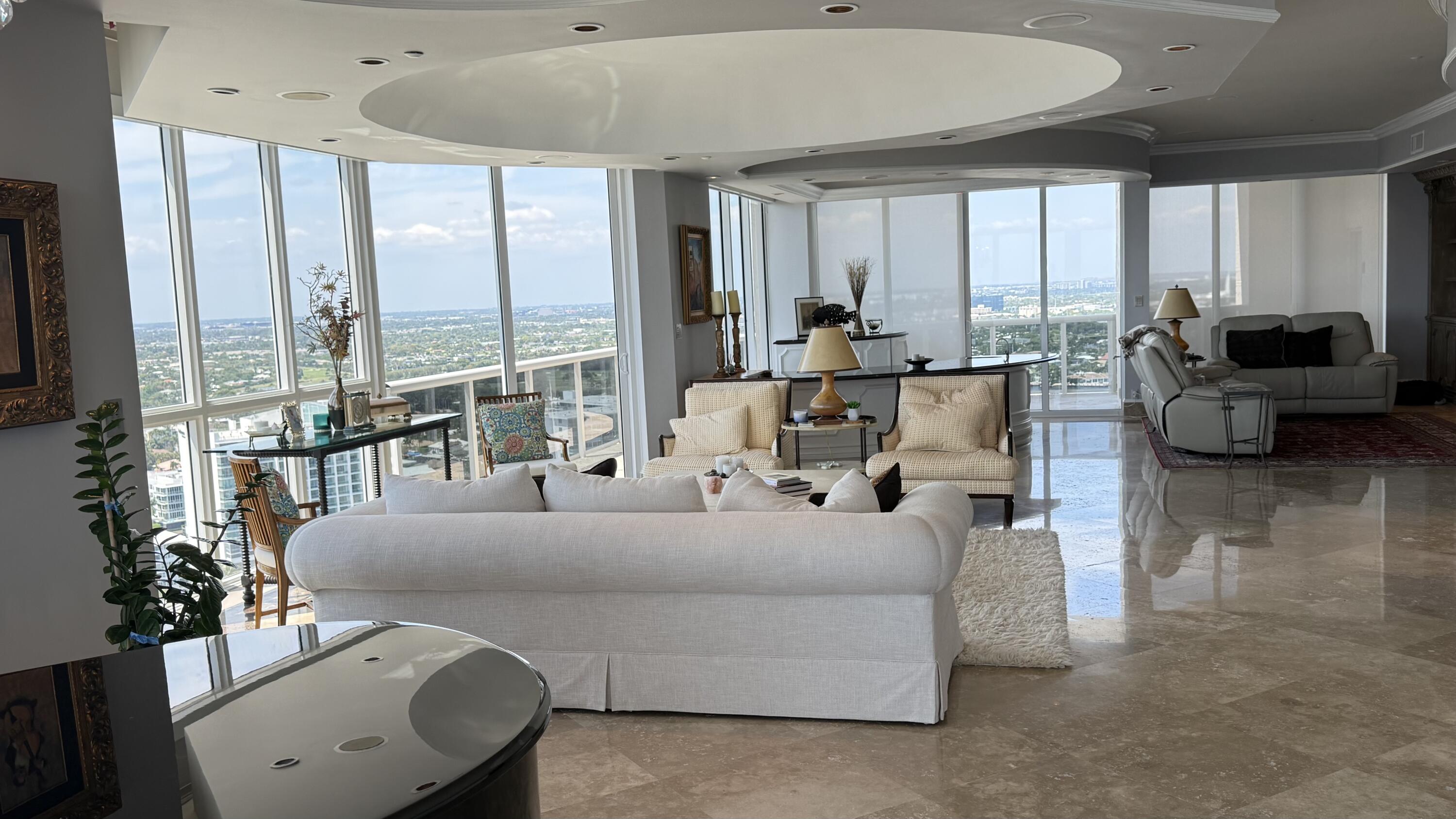 LHERMITAGE I CONDOMINIUM - Residential Lease