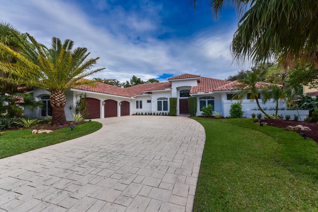 Photo of 910 Parkside Circle North Cir, Boca Raton, FL 33486 (MLS # R10815263)