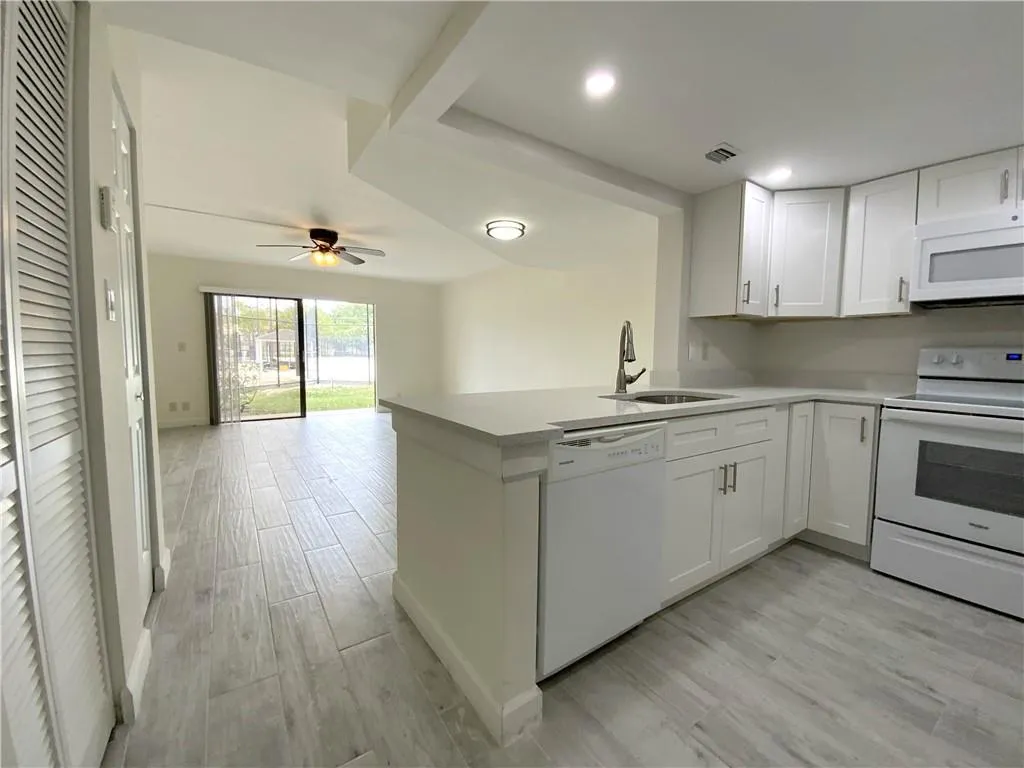 65 Deer Creek Rd Unit 109  