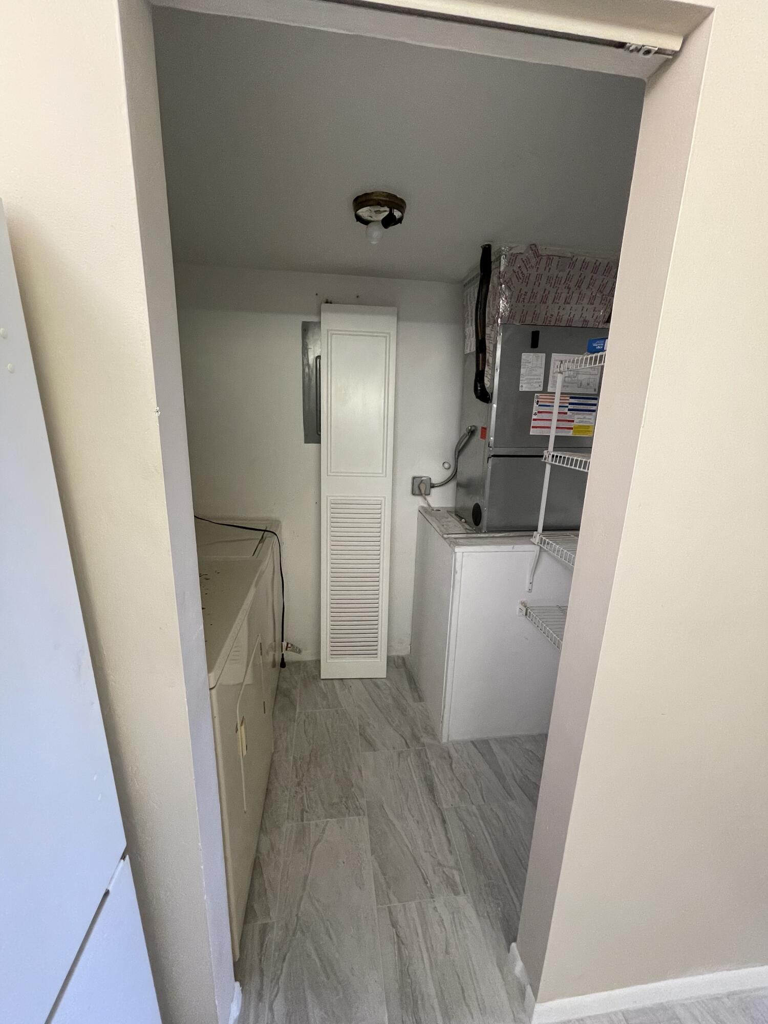 PINE RIDGE AT HAVERHILL CONDO - Residential Lease