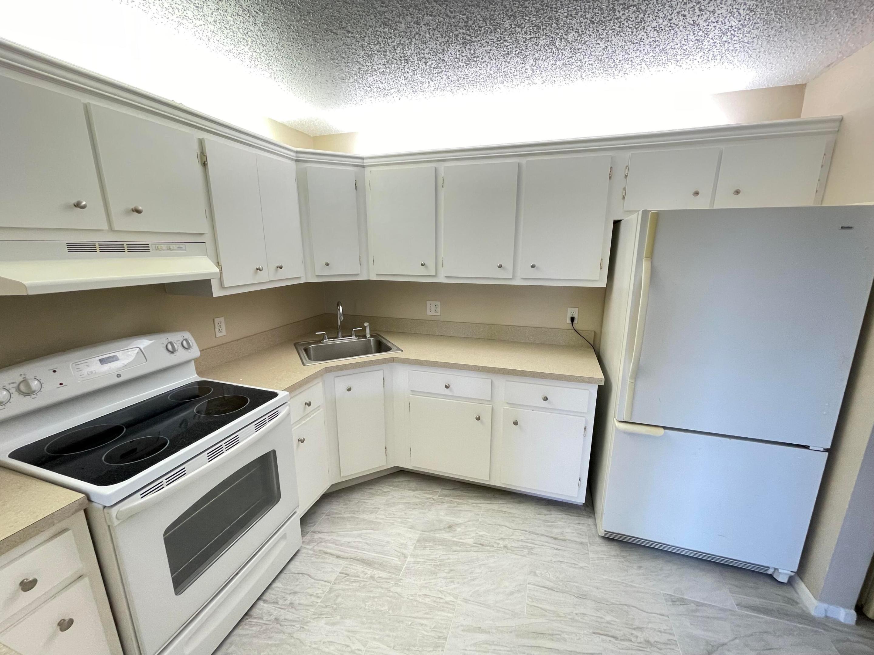 PINE RIDGE AT HAVERHILL CONDO - Residential Lease