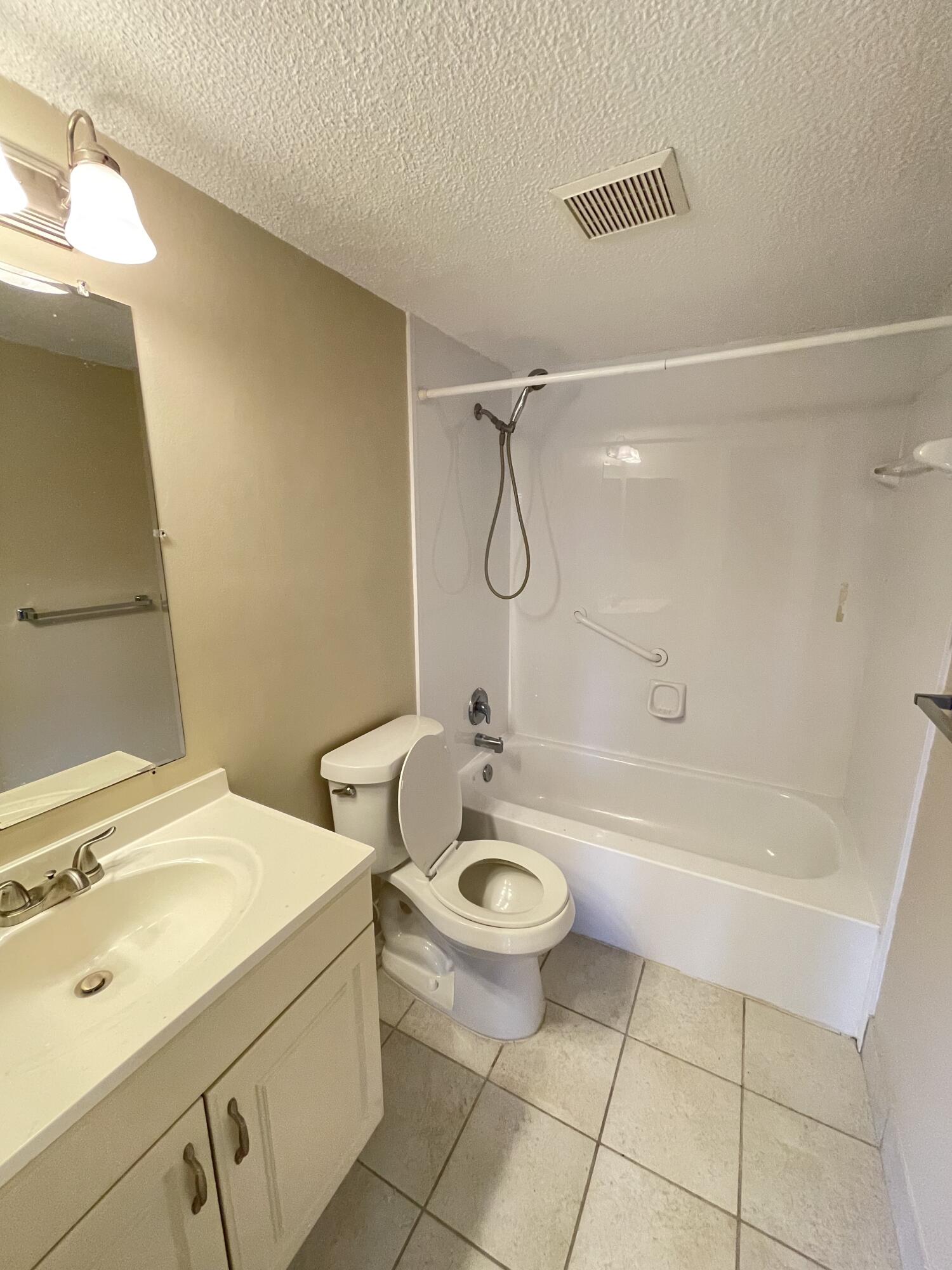 PINE RIDGE AT HAVERHILL CONDO - Residential Lease