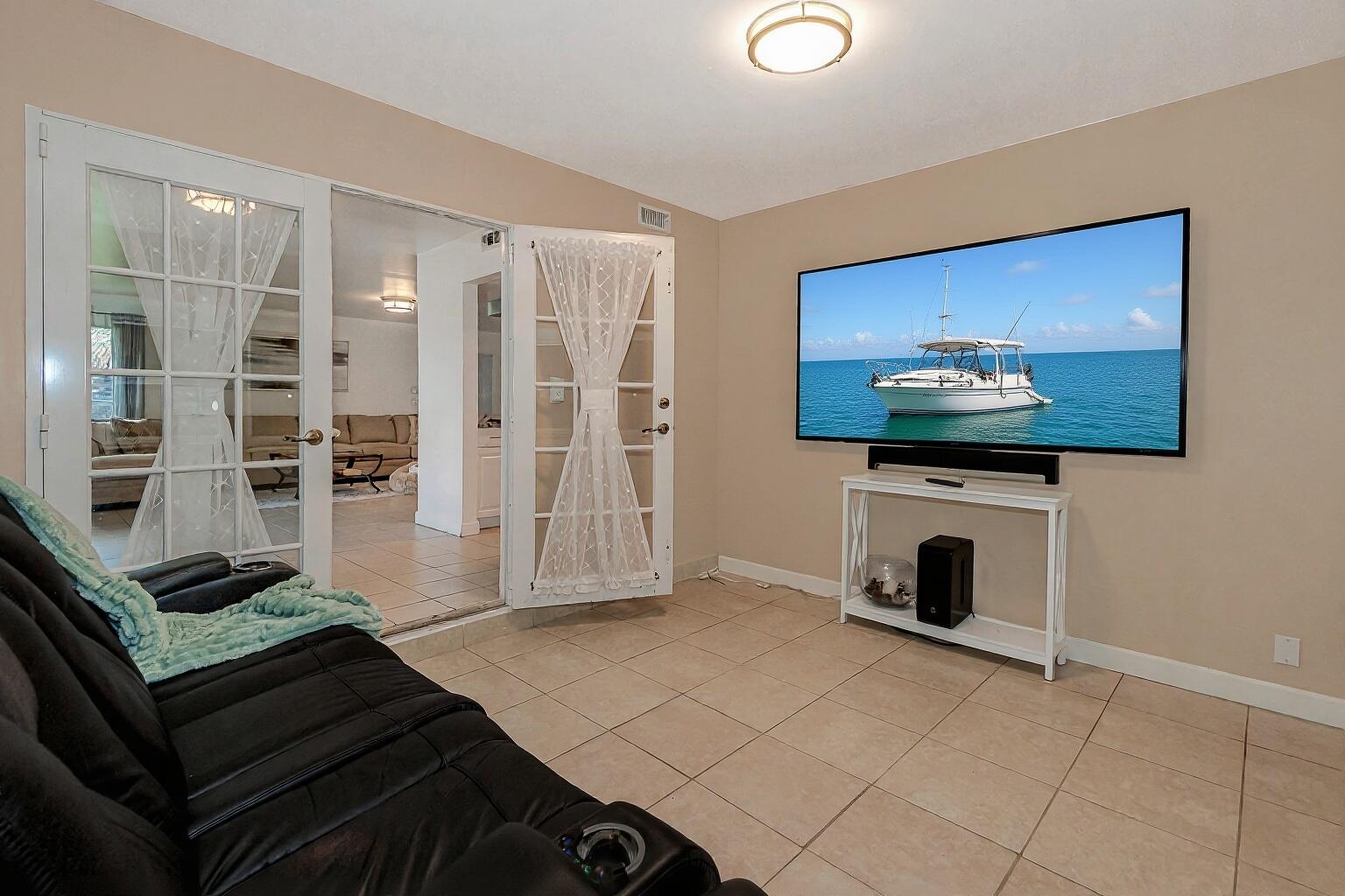 MAINLANDS OF TAMARAC LAKE - Residential