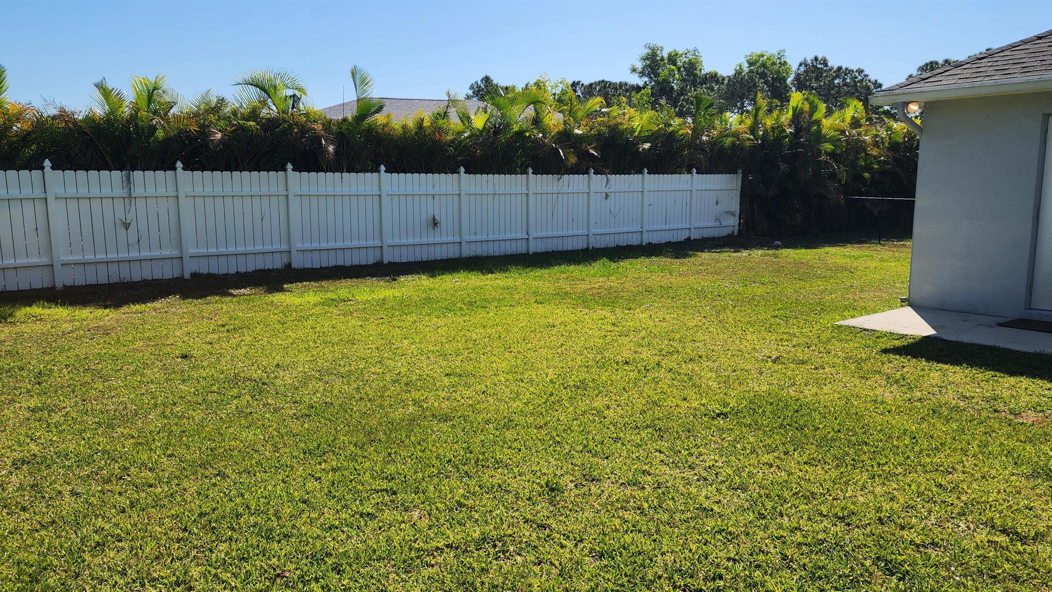 PORT ST LUCIE SECTION 44 - Residential Lease