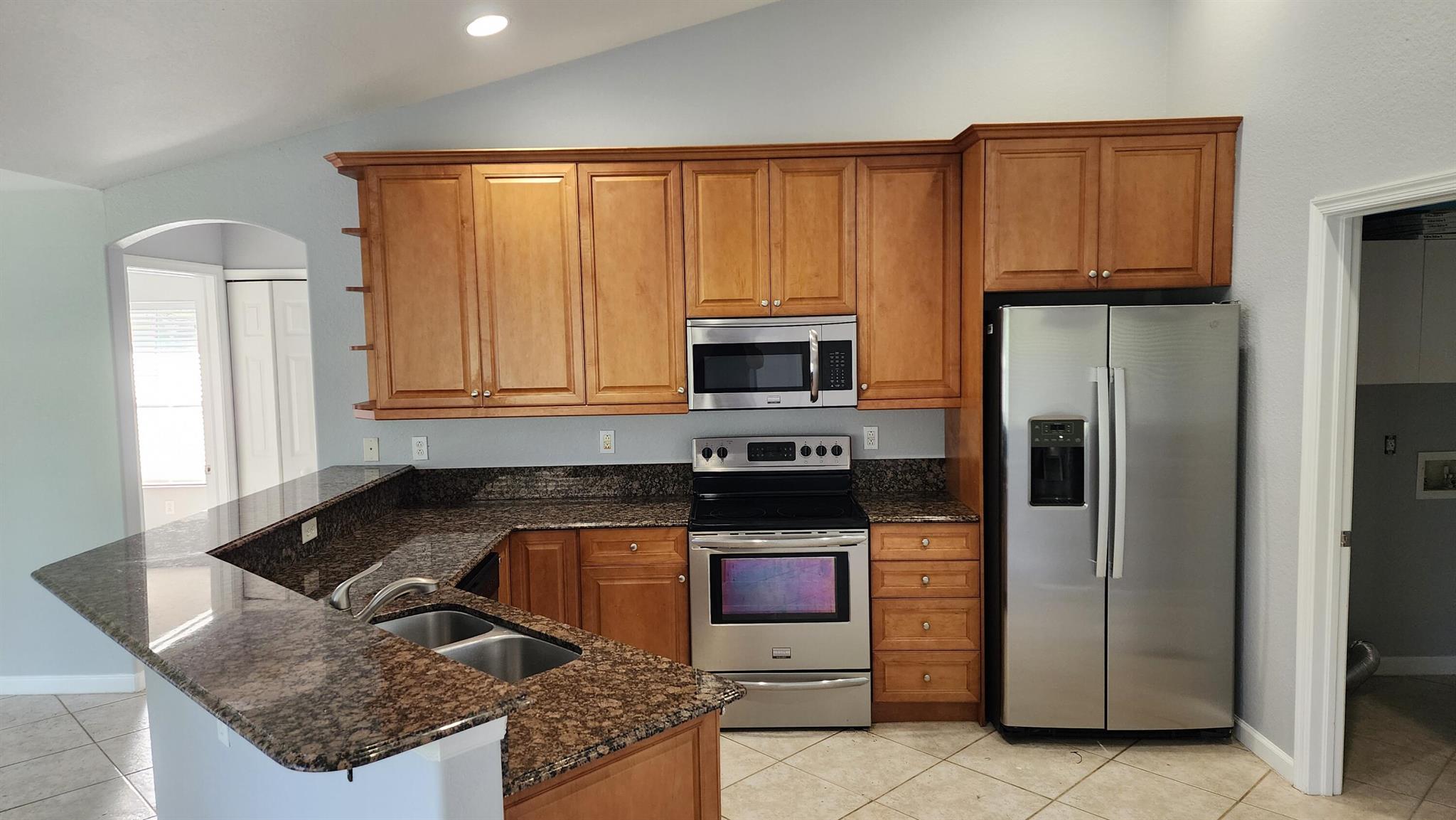PORT ST LUCIE SECTION 44 - Residential Lease