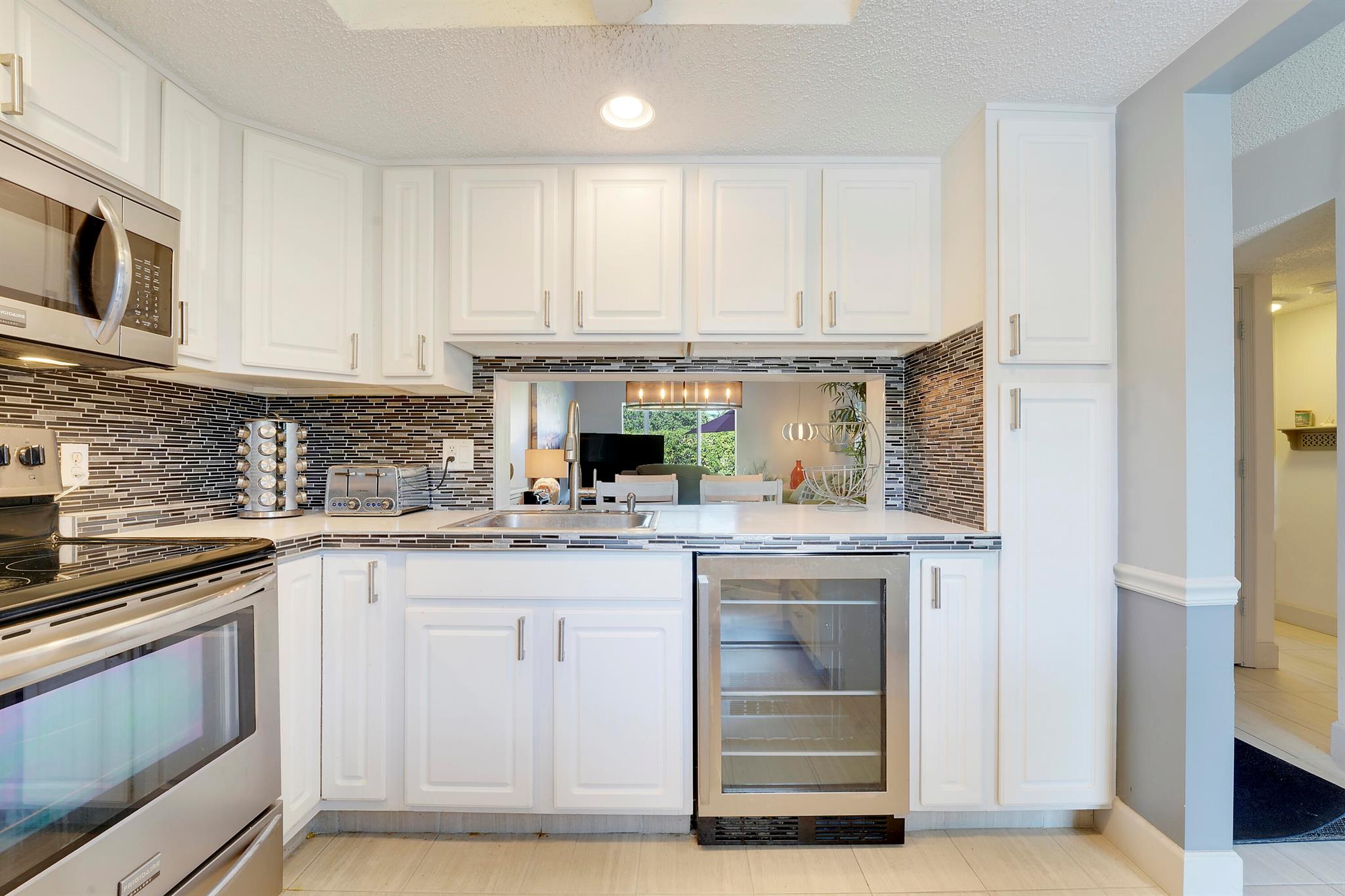 2400 NE 1st Lane 1020