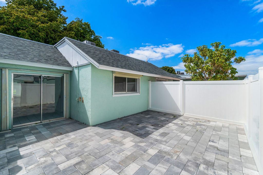 Photo of 9162 SW 5th Street #A, Boca Raton, FL 33428 (MLS # B26017085)