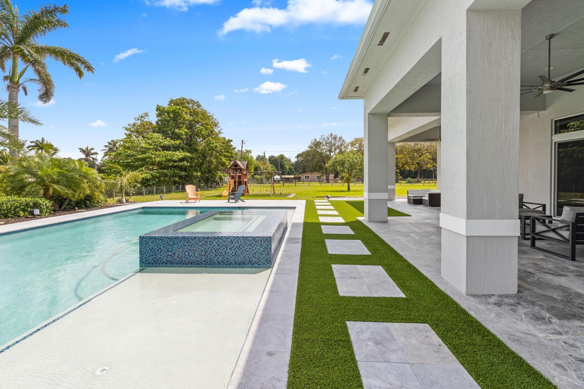 Fla Fruit Lands Co Sub 1 - Residential