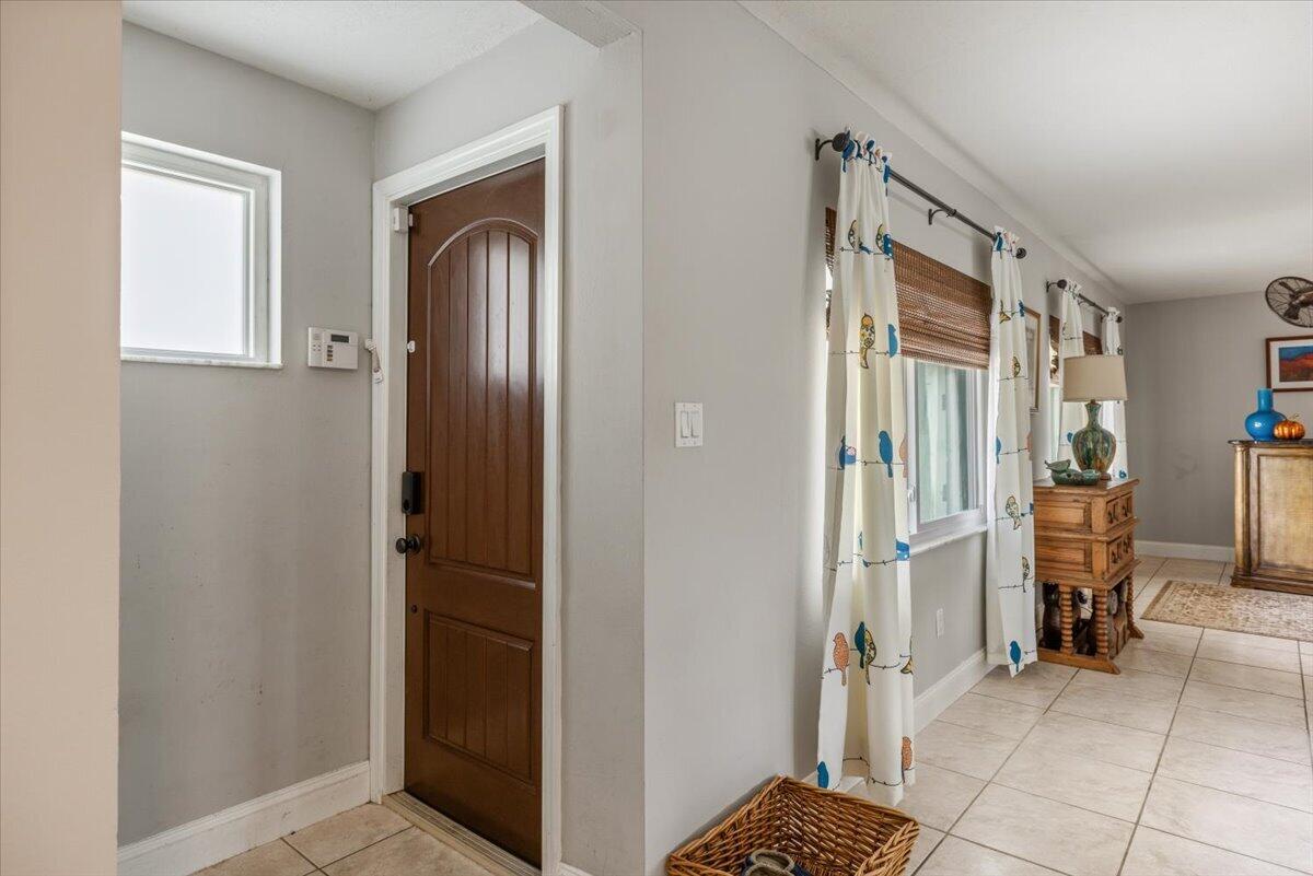 View photos, virtual tours, details... 5904 Killarney Avenue