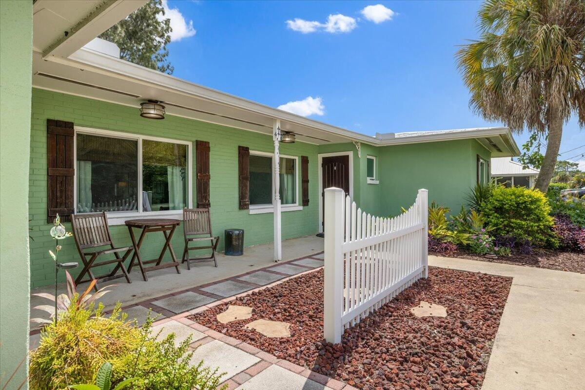 View photos, virtual tours, details... 5904 Killarney Avenue