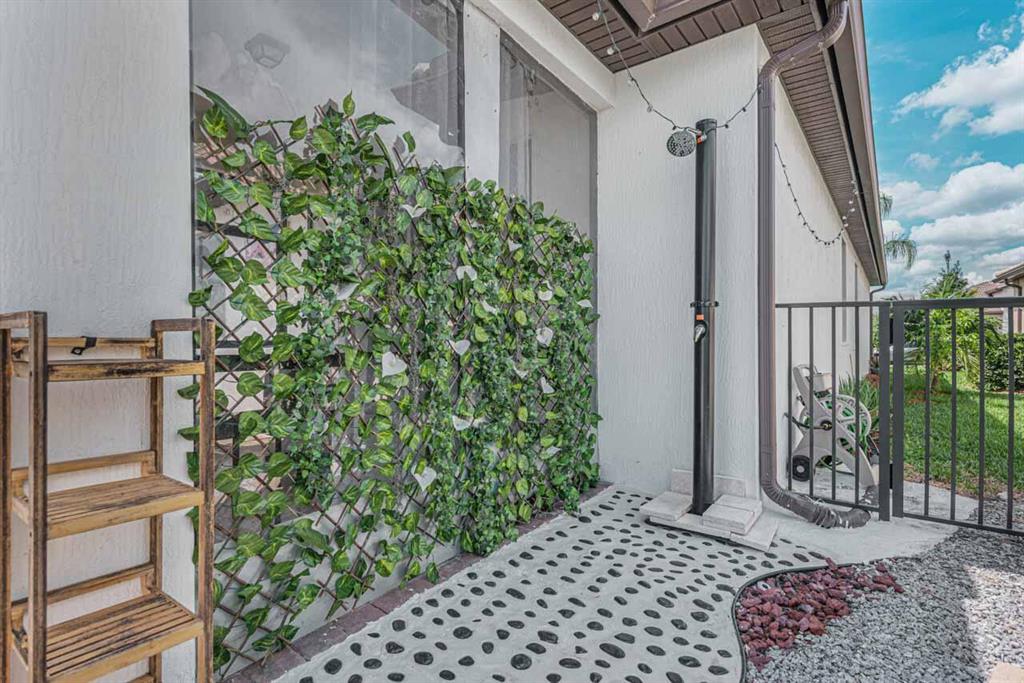 VERANDA PLAT NO 5 VERANDA GARDENS WEST PHASE 3 - Residential