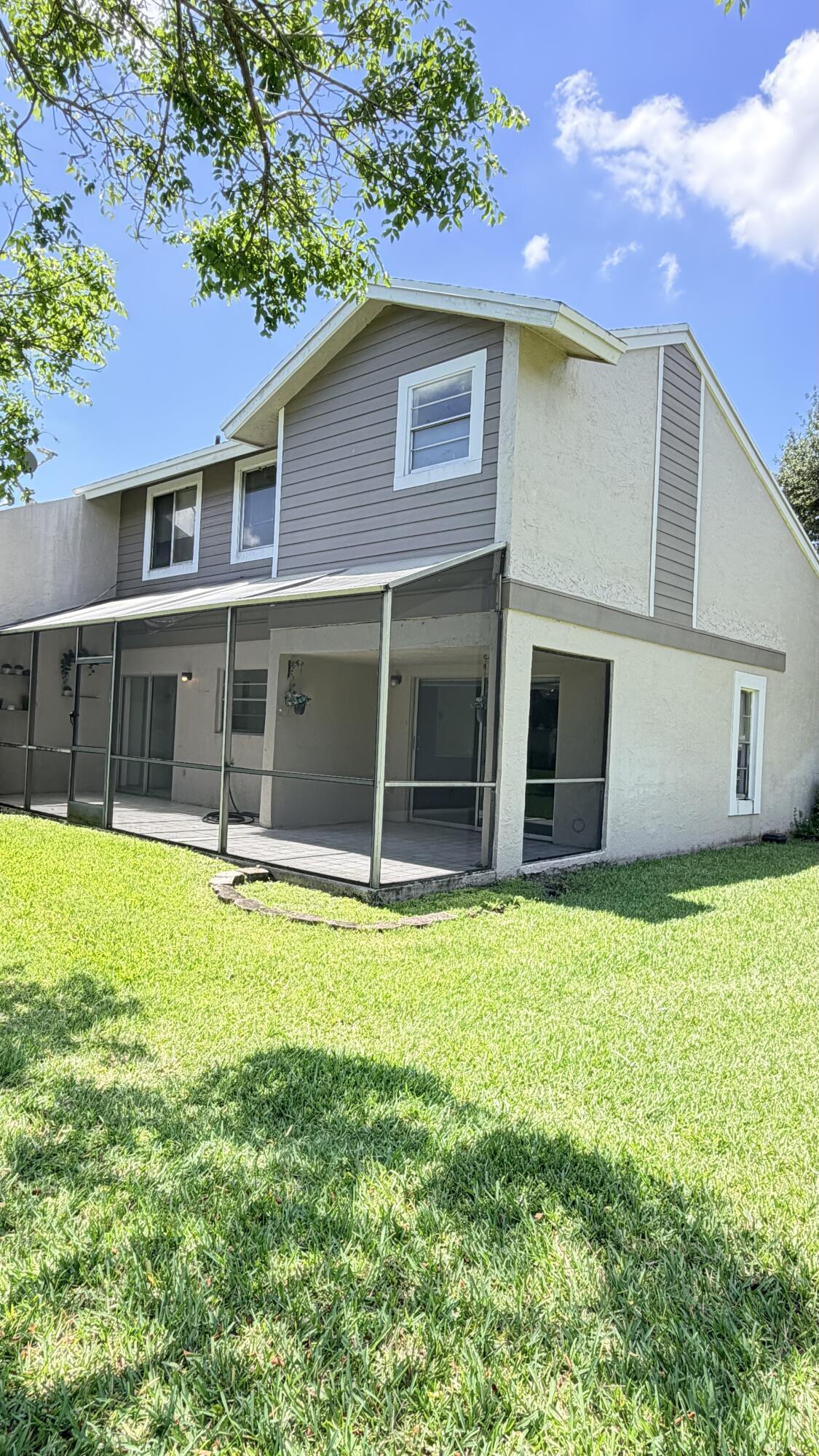 WOODGATE CONDOMINIUM 28 - Residential