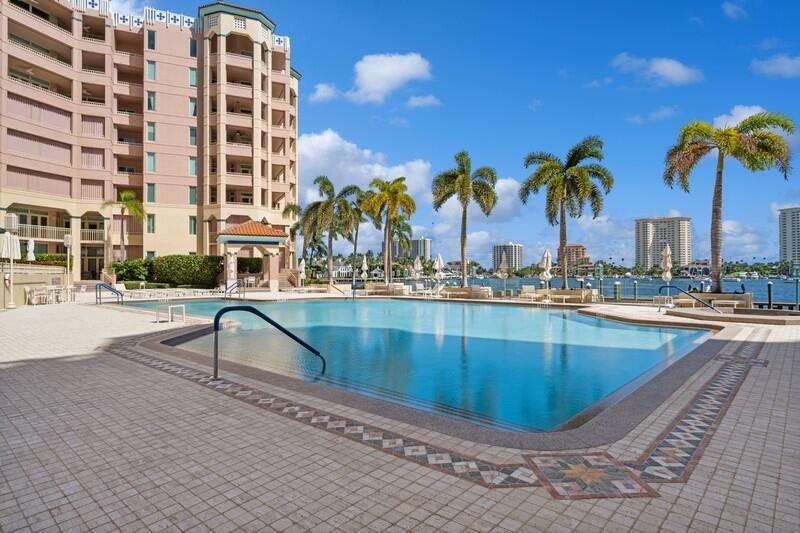 View Boca Raton, FL 33432 condo