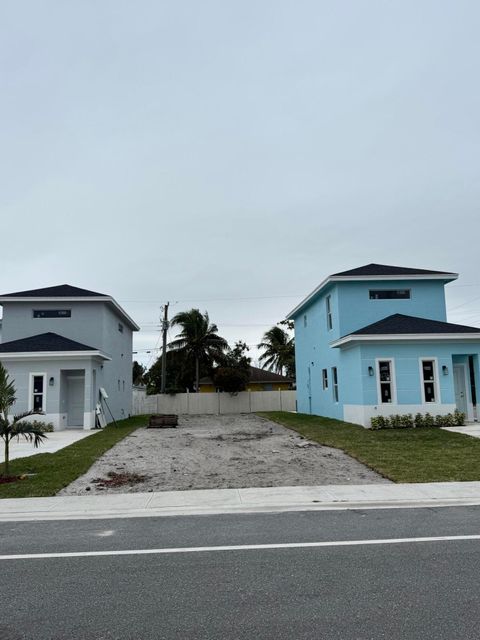 434 NW 13th Avenue Boynton Beach FL 33435