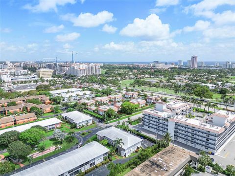 Condominium in Boca Raton FL 40 13th St St 36.jpg