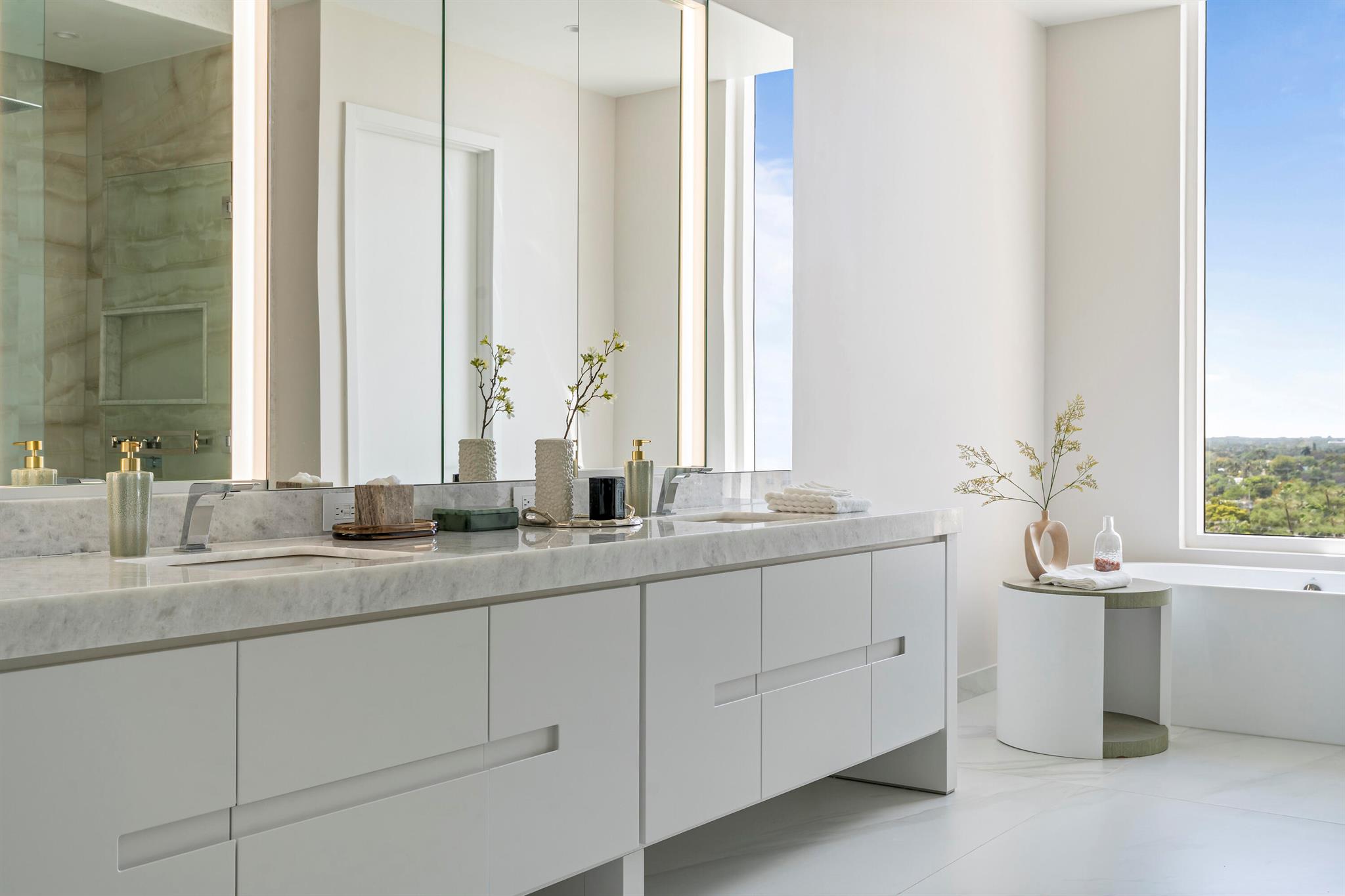 ALINA 220 BOCA RATON COND - Residential